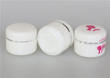 O batom Skincare engarrafa e range o logotipo impresso colorido vazio 15g